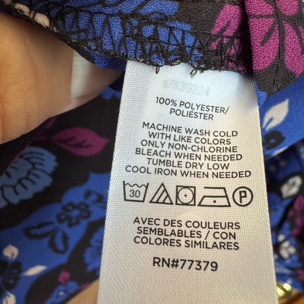 NWT Ann Taylor Blue and Purple Floral Blouse - Picture 5 of 5